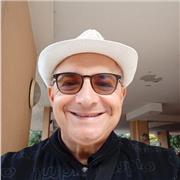 Impartisco lezioni private sia di Lingua che di Letteratura Italiana,sia a studenti italiani che stranieri,sia a singoli che a gruppi